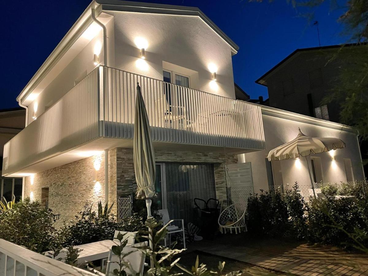 Villa Le Agavi Luxory Beach Surfhouse Μπελάρια-Ιτζέα Μαρίνα Εξωτερικό φωτογραφία