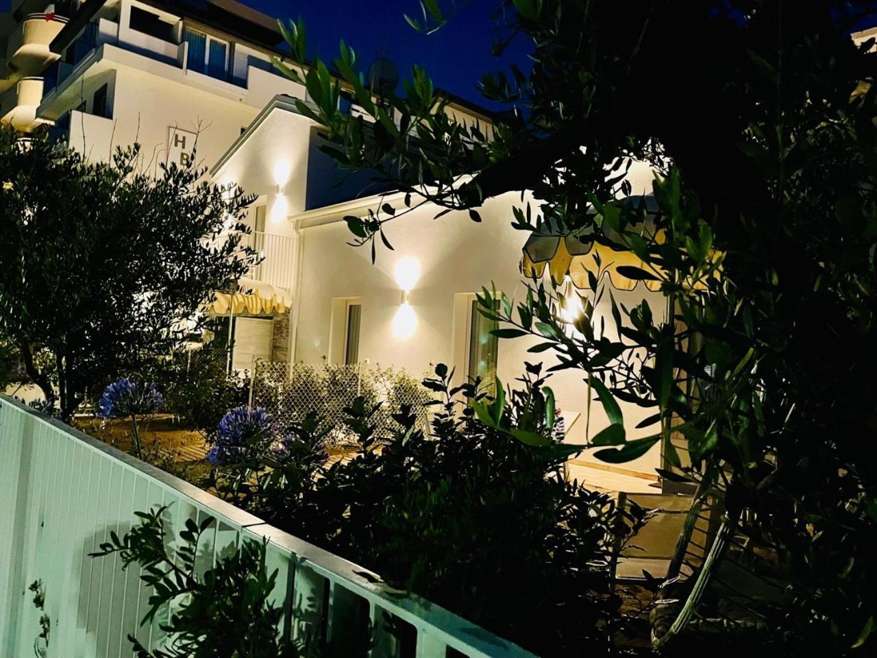 Villa Le Agavi Luxory Beach Surfhouse Μπελάρια-Ιτζέα Μαρίνα Εξωτερικό φωτογραφία