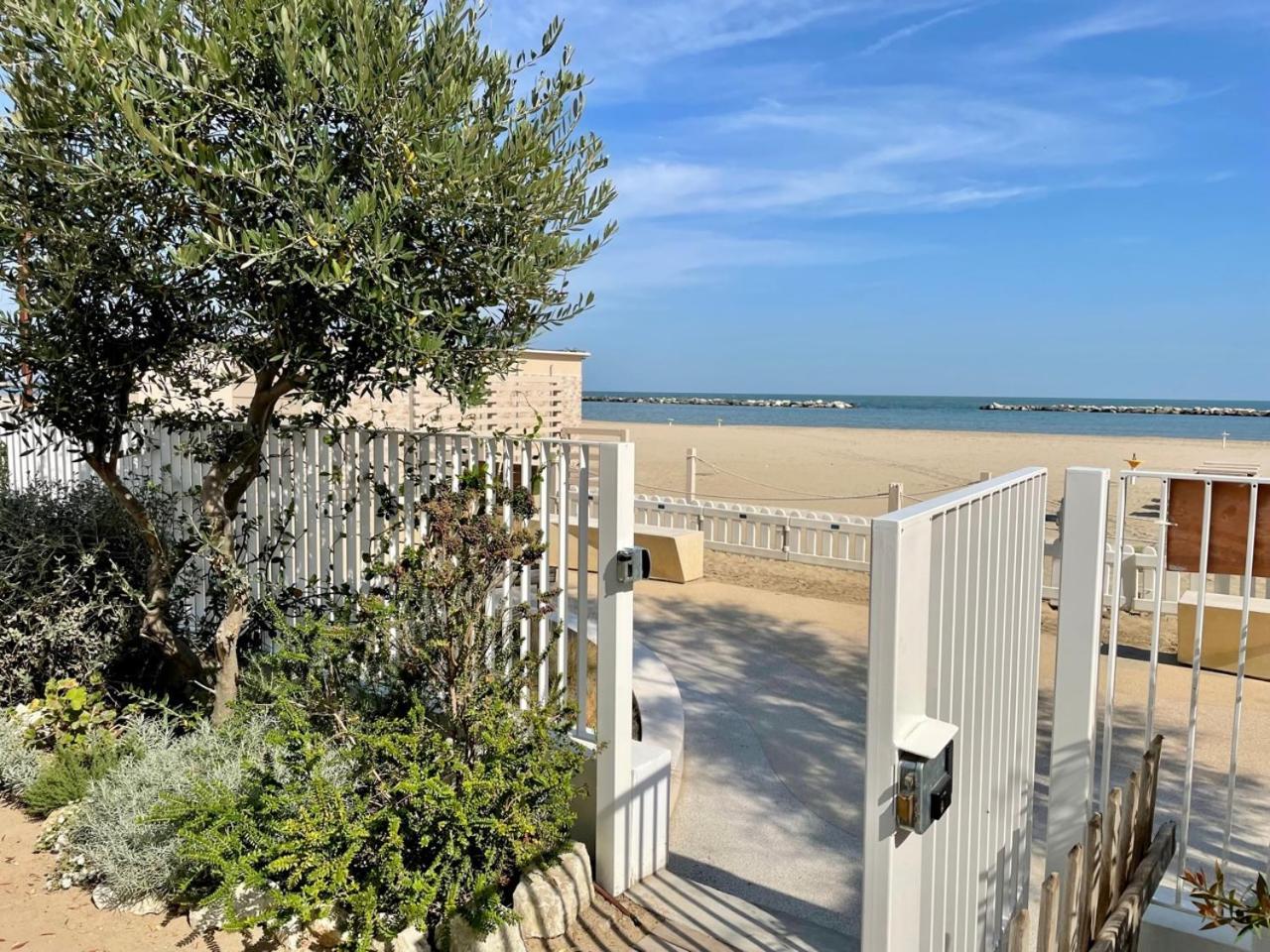 Villa Le Agavi Luxory Beach Surfhouse Μπελάρια-Ιτζέα Μαρίνα Εξωτερικό φωτογραφία